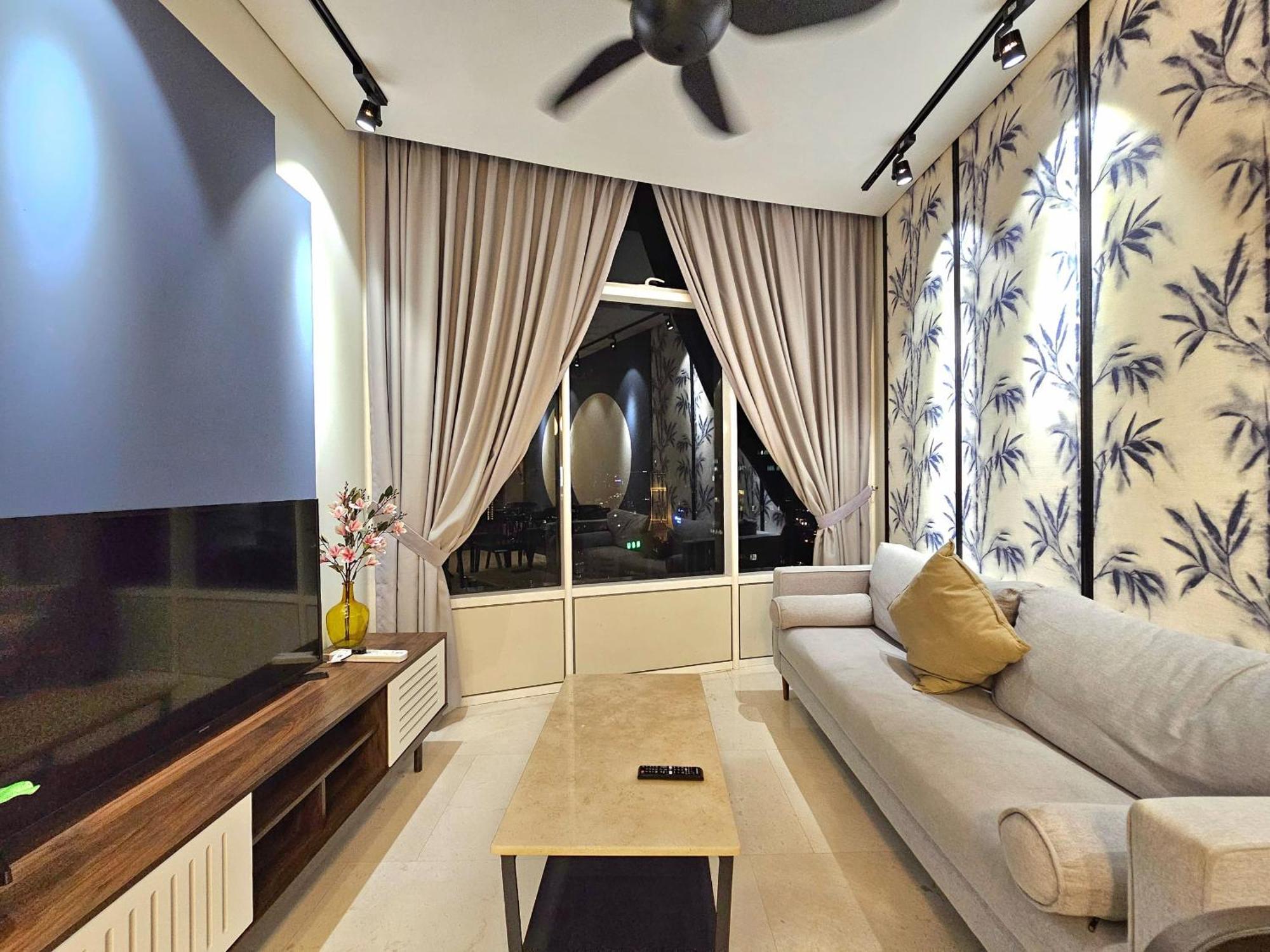 Sky Suites Klcc Jalan P Ramlee Kuala Lumpur Exterior photo